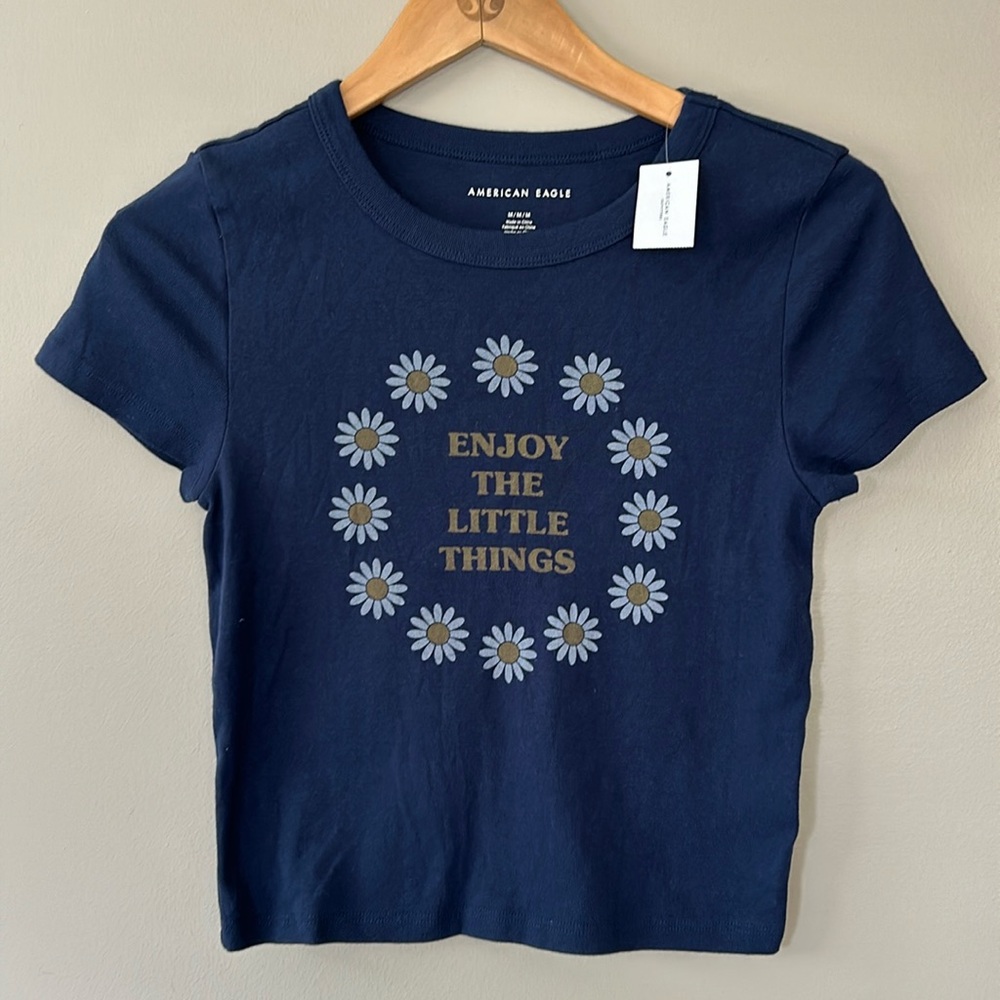 American‎ Eagle Baby Tee Sz M Flowers Retro Y2K 90s